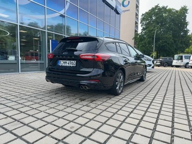 Ford Focus EcoBoost ST Line Wagon
