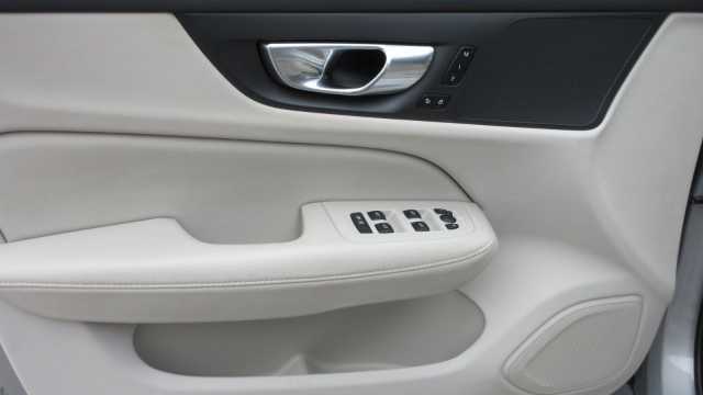 Volvo V60 Bright Plus T8