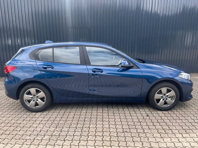 BMW 116 116i 5-deurs Sedan