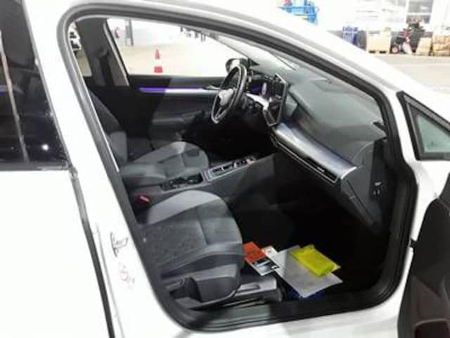 Volkswagen Golf 1.5 eTSI DSG Golf VIII