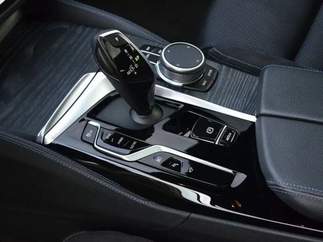 BMW 530 530e M-Sport