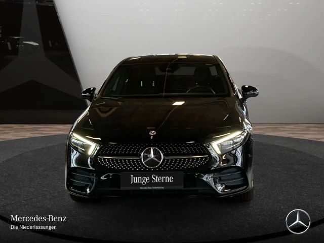 Mercedes-Benz A 250 A 250 e AMG Line