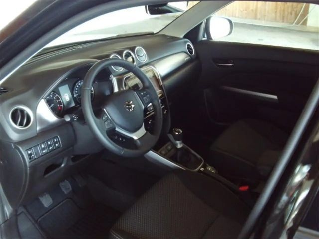Suzuki Vitara AllGrip GL Hybrid Shine