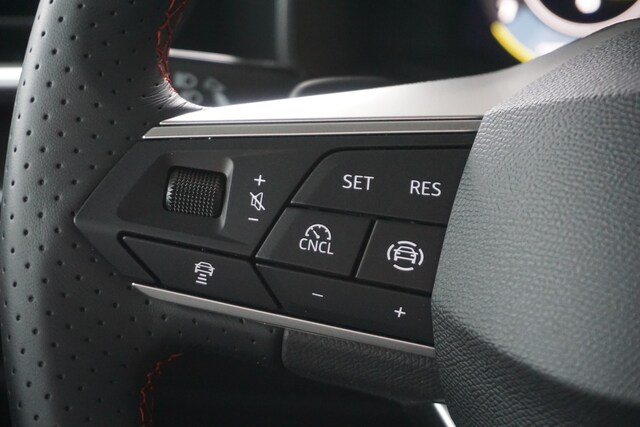 Seat Leon 1.5 eTSI DSG FR-lijn