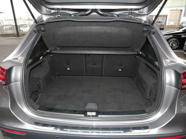 Mercedes-Benz GLA 250 4MATIC AMG Line