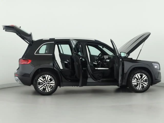 Mercedes-Benz GLB 180 *W-Paket*PDC*SHZ*SpurH*LED*W-Paket*PDC*