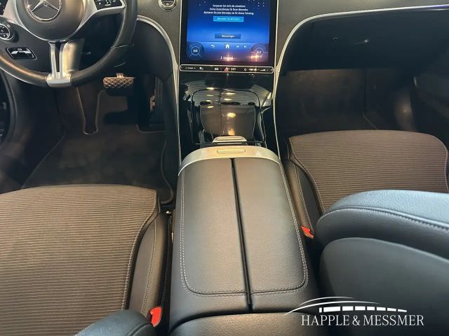 Mercedes-Benz C 180 AVANTGARDE Estate