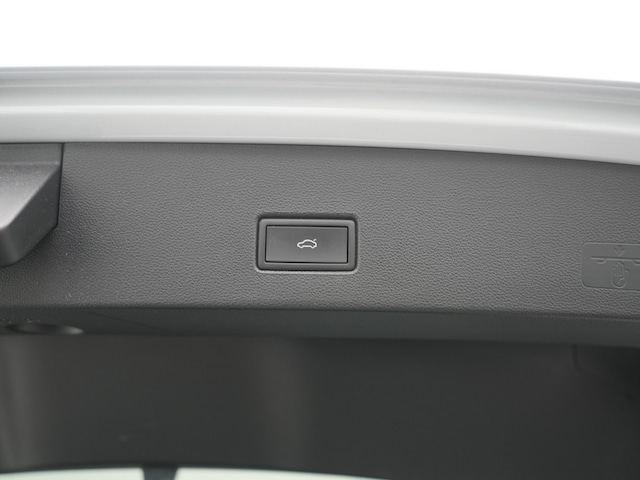 Volkswagen T-Roc T-Roc Active  NAVI SHZ CARPLAY PDC