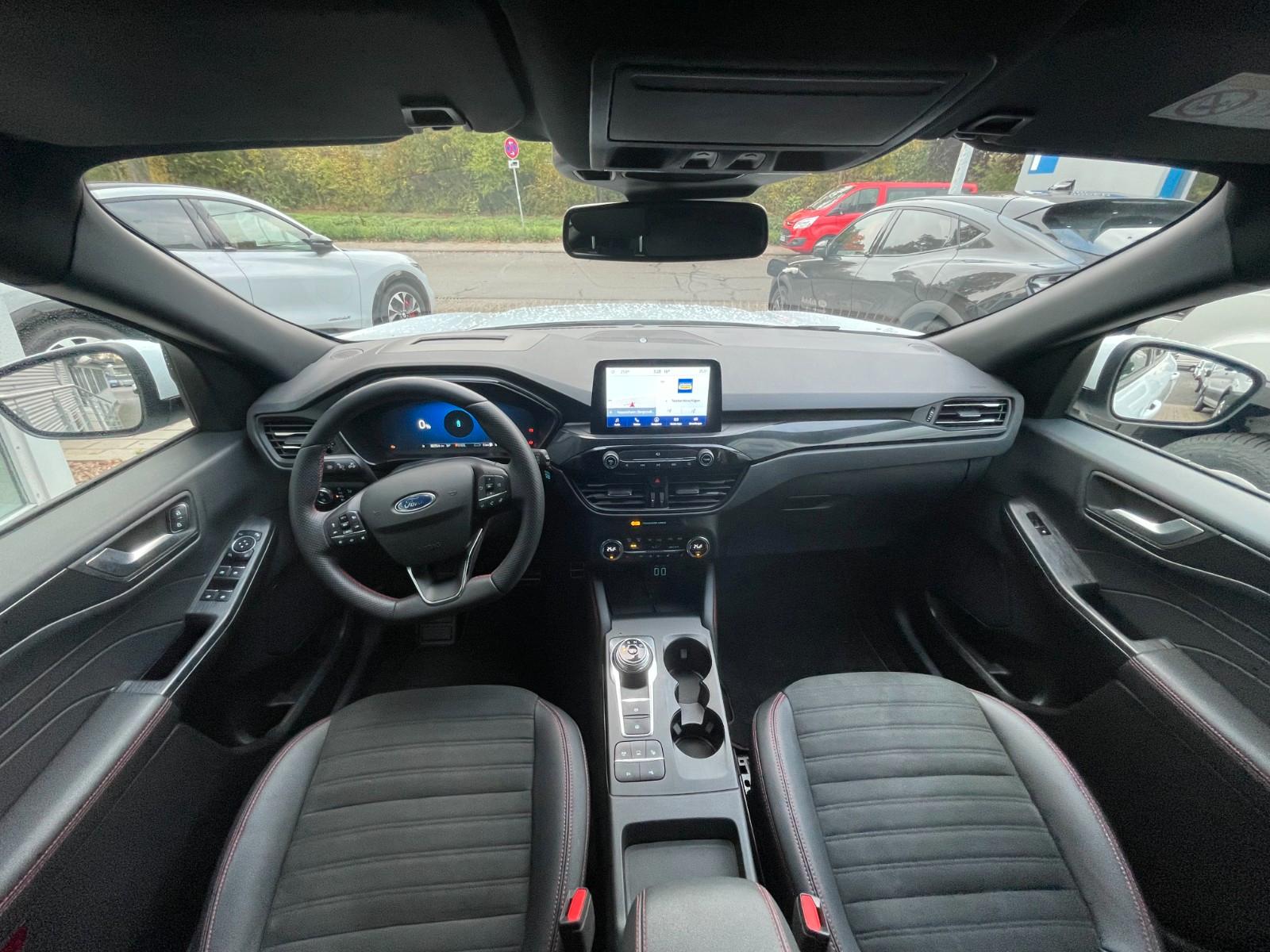 Ford Kuga Plug in Hybrid ST Line X