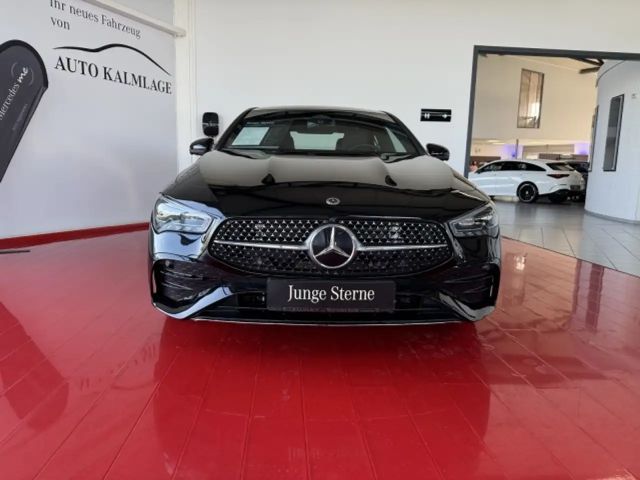 Mercedes-Benz CLA 200 AMG Line Coupé