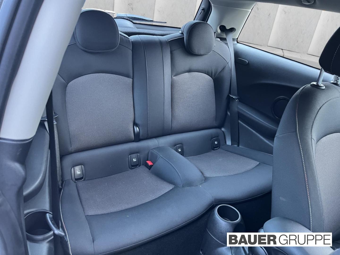 MINI Cooper 3-deurs Essential