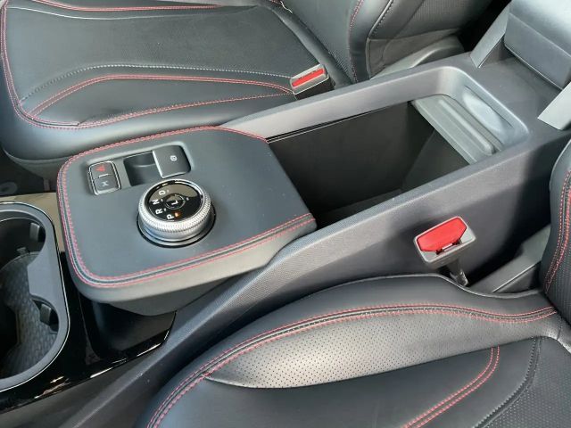 Ford Mustang Mach-E 75 kWh AWD