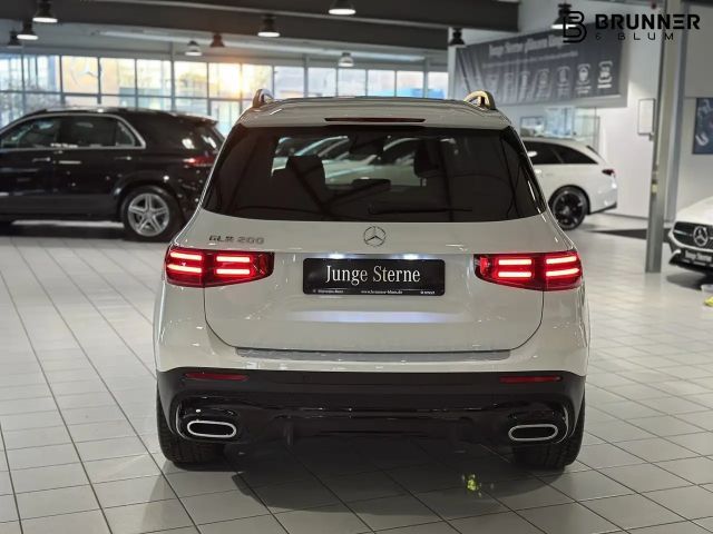 Mercedes-Benz GLB 200 AMG Line