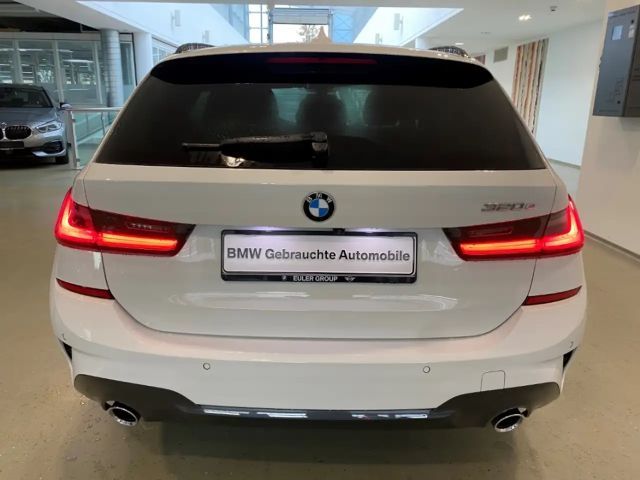 BMW 320 320e M-Sport Touring