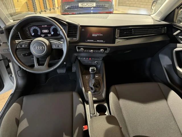 Audi A1 1.0 TFSI Allstreet S-Tronic