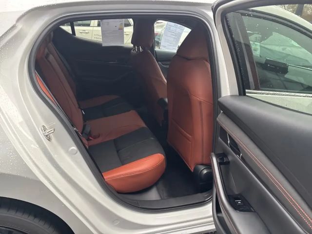 Mazda 3 Nagisa 140 Automatik Metallic