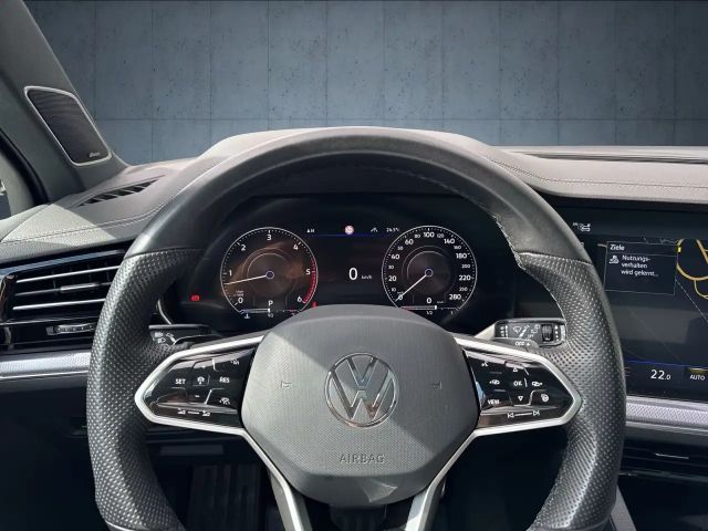 Volkswagen Touareg R-Line