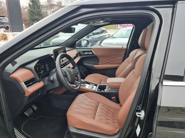 Mitsubishi Outlander 4WD PHEV