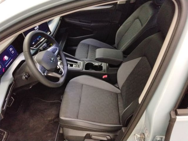 Volkswagen Golf 1.5 eTSI DSG Golf VIII