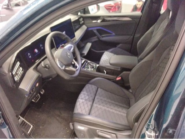 Volkswagen Tiguan 1.5 eTSI DSG R-Line