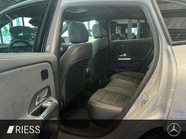 Mercedes-Benz GLA 220 4MATIC GLA 220 d