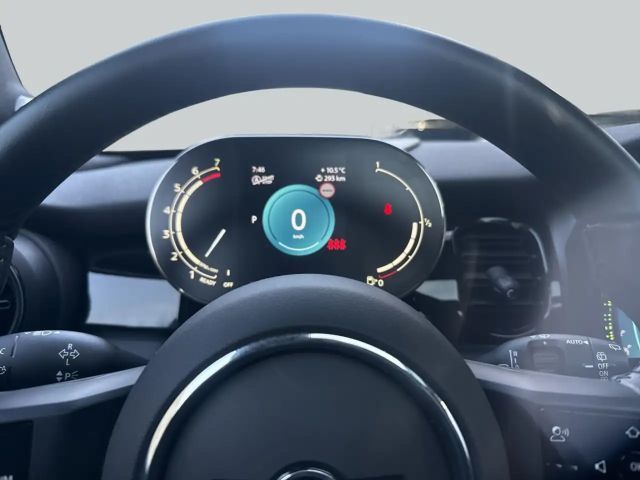 MINI Cooper Cooper Aut. Essential Trim Head-Up HiFi LED Pano