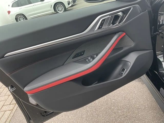 BMW M4 Coupé xDrive