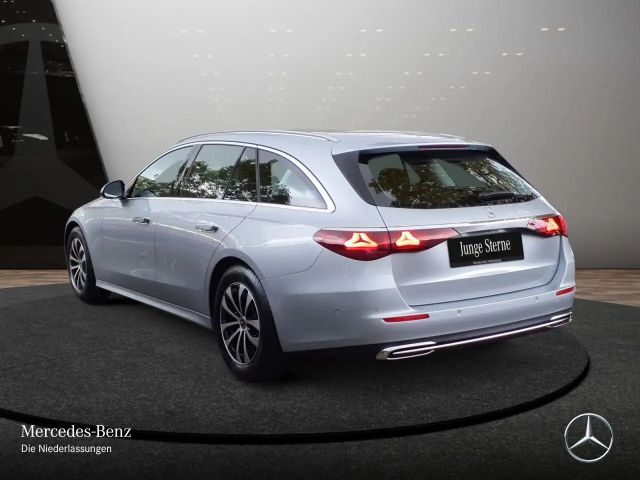 Mercedes-Benz E 200 AVANTGARDE Estate