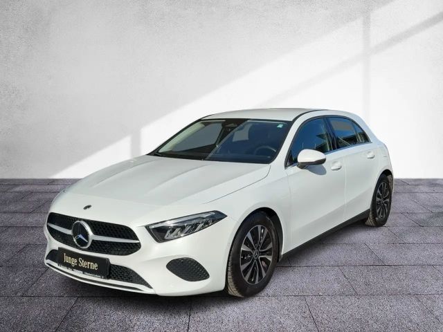 Mercedes-Benz A 180 A 180 d Hatchback