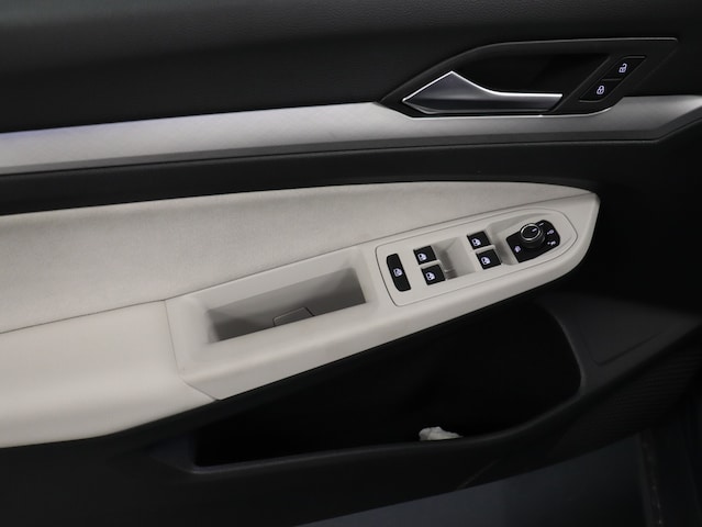 Volkswagen Golf 1.0 TSI Golf VIII Variant