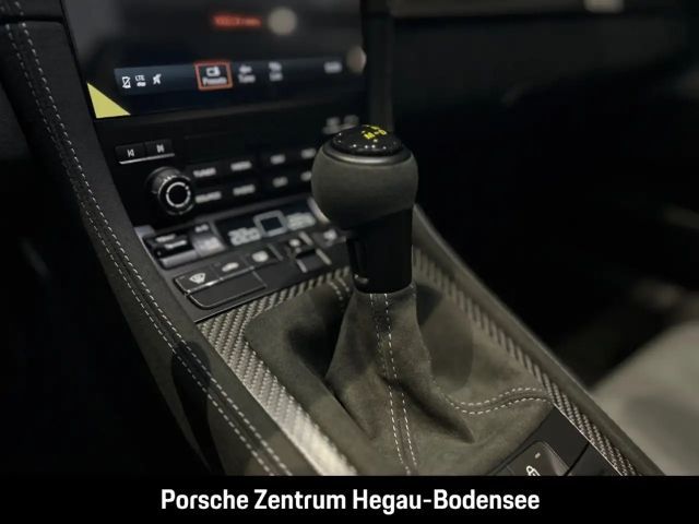 Porsche Cayman 718 RS