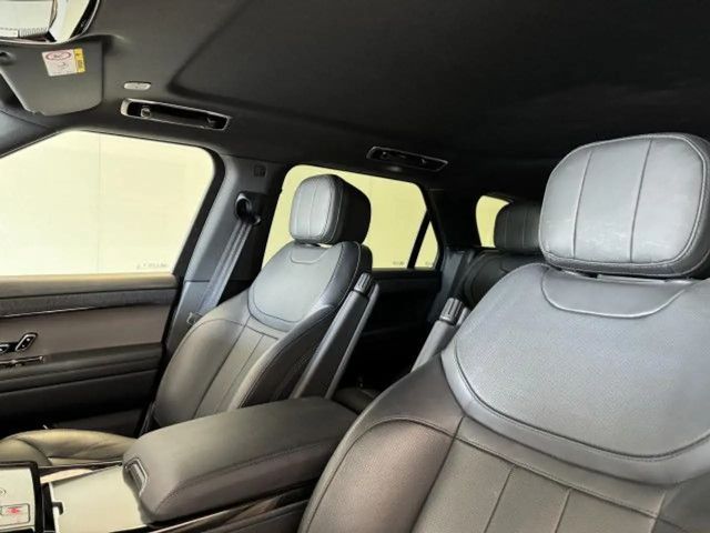 Land Rover Range Rover Sport D300 SE