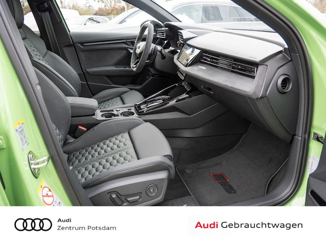 Audi RS3 Quattro S-Tronic Sedan