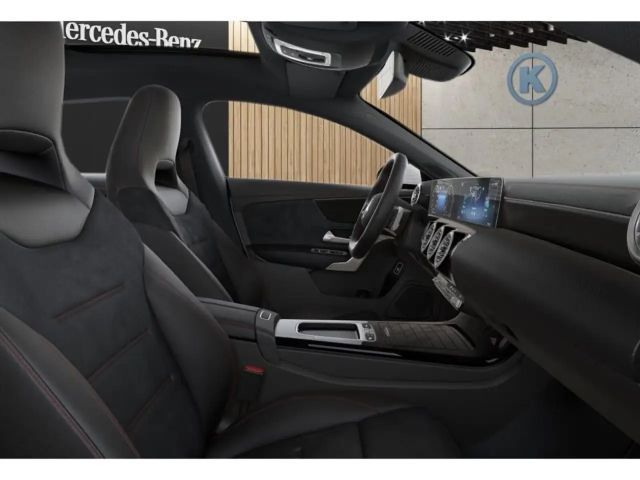 Mercedes-Benz CLA 200 AMG Line Shooting Brake