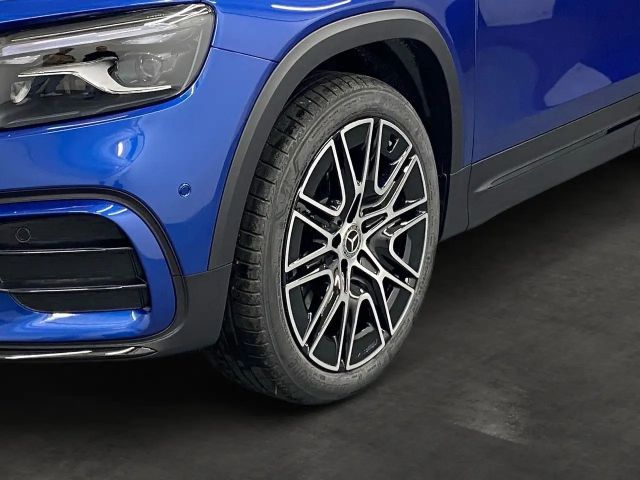 Mercedes-Benz GLB 200 AMG Line