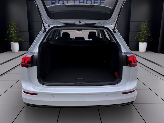 Volkswagen Golf 1.5 eTSI DSG Life Variant