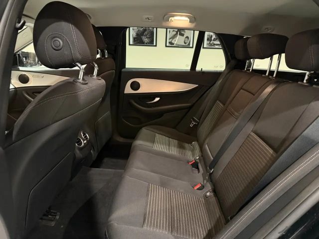 Mercedes-Benz E 300 E 300 de