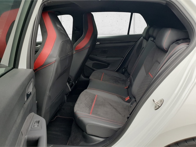 Volkswagen Golf 2.0 TSI Golf VIII