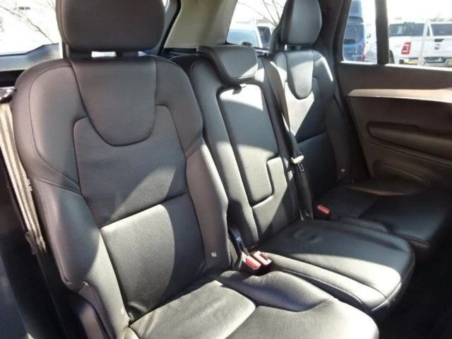 Volvo XC90 AWD Momentum