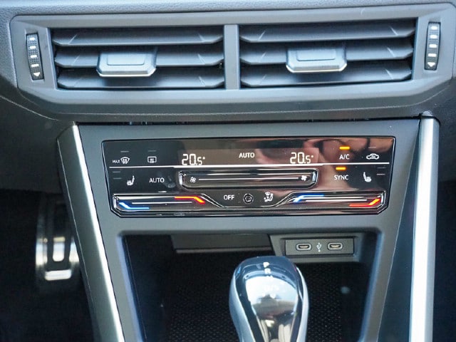 Volkswagen Polo Polo MOVE 1.0 TSI DSG   AHK, NAVI, IQ.DRIVE