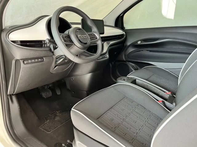 Fiat 500e Basis 23,,8 kWh