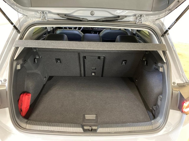 Volkswagen Golf 2.0 TDI DSG Golf VIII IQ.Drive