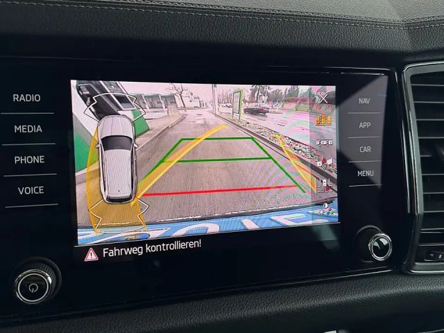 Skoda Kodiaq 2,0 TDI 7 Sitze DSG *Kamera*ACC*Virtual*LED*