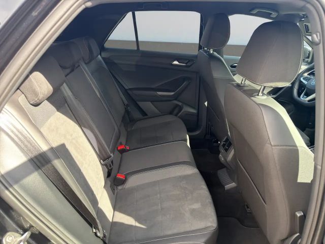 Volkswagen T-Roc 1.5 TSI DSG R-Line