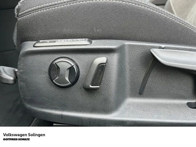 Volkswagen Passat 1.5 TSI Business DSG Variant