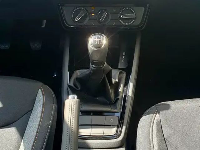 Skoda Kamiq Selection130*Rückfahrkam*SHZ*5j/100TKM Garantie