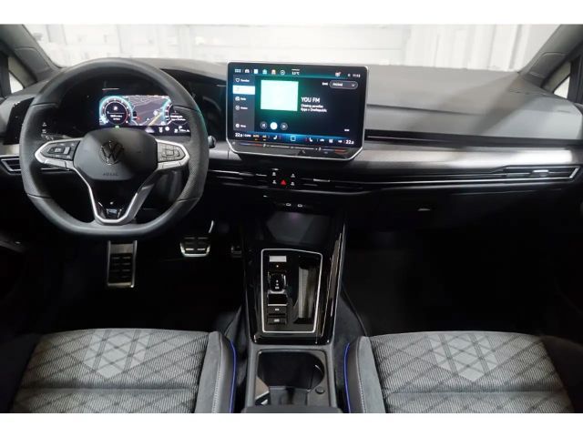 Volkswagen Golf 1.5 eTSI IQ.Drive R-Line Variant