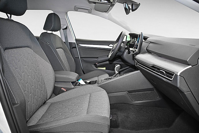 Volkswagen Golf Life Variant