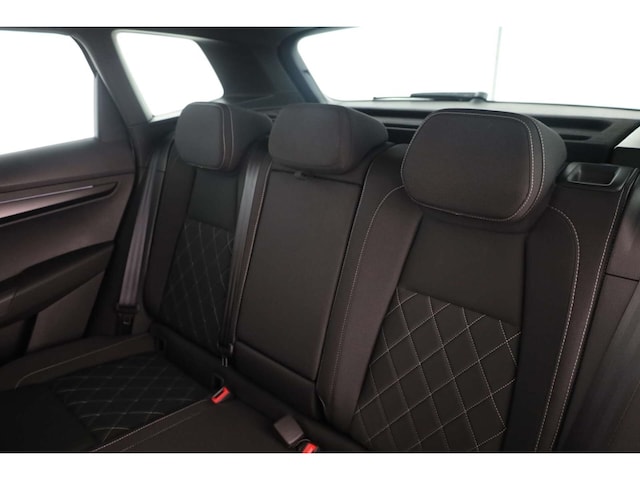 Skoda Karoq 2.0 TSI 4x4 Sportline