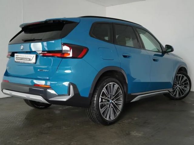 BMW X1 xDrive23d xLine PGSD.AHK.SPORTSITZE.HUD.NAVI
